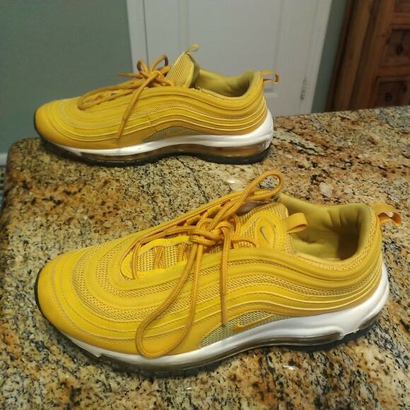 nike air max mustard yellow